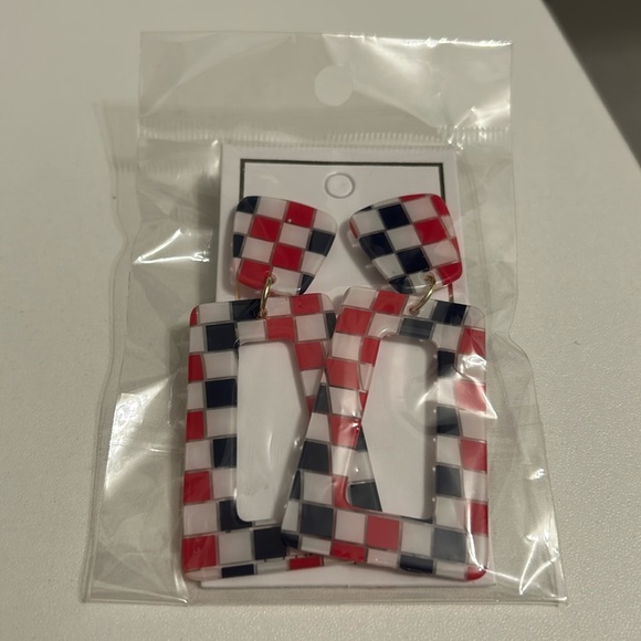 Kennedy-Blue & Red Checkered Earring - Picture 3 of 4